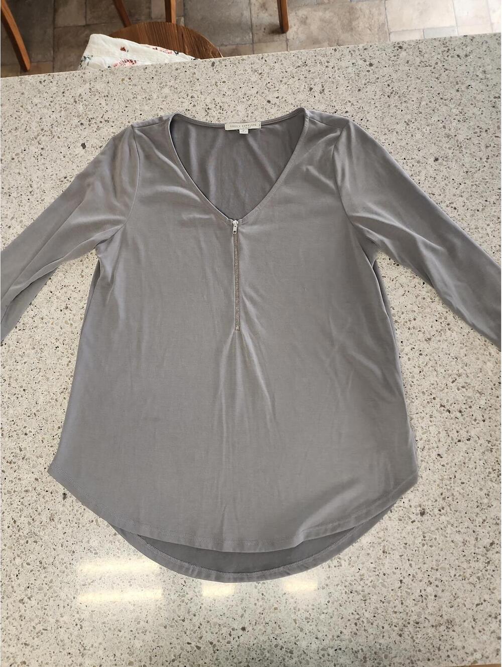 Blouse - Picture 4 of 9